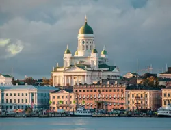 Helsinki of Many Faces: a Walk through Centuries